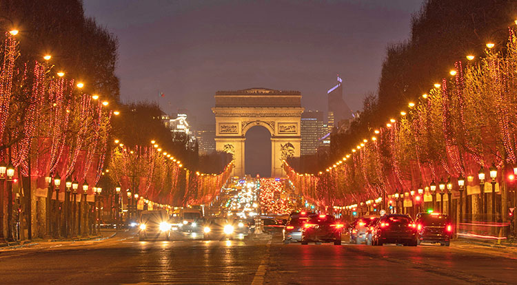 Champs Elysées - Abend