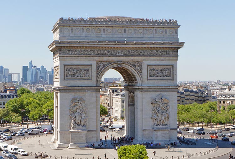 Champs Elysées - Arc de Triomphe