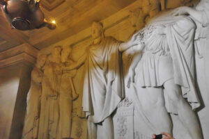 Invalidendom - Krypta